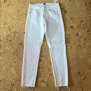 NWT Gap True Skinny White Raw Hem Jeans